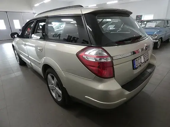Subaru Outback 2007 photo 4