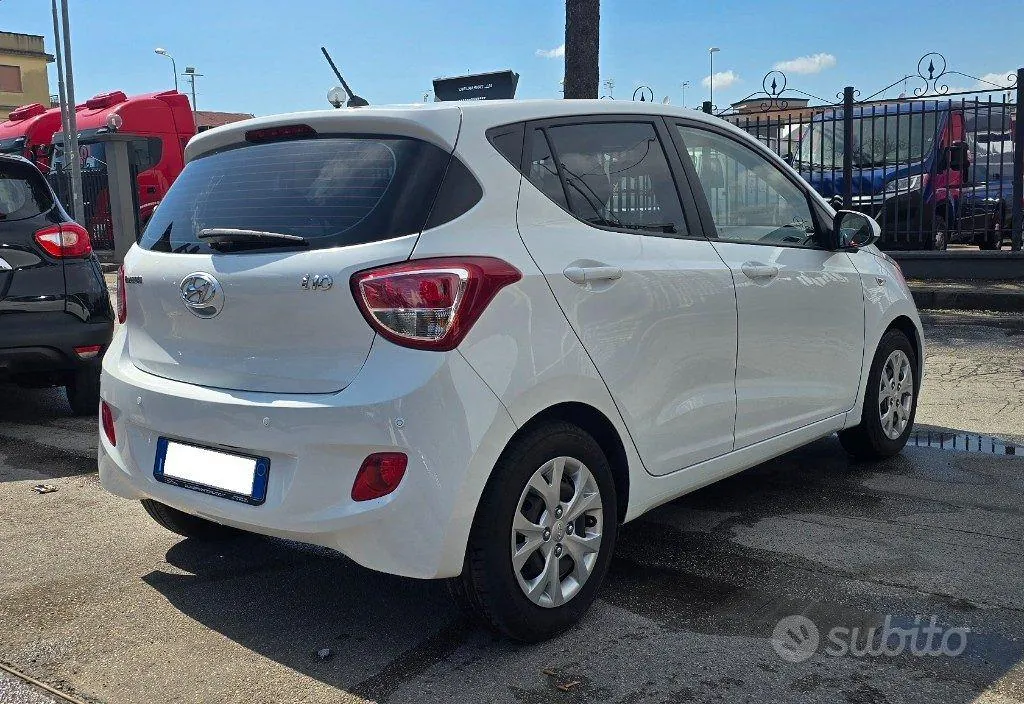 Hyundai I10 2015 photo 4
