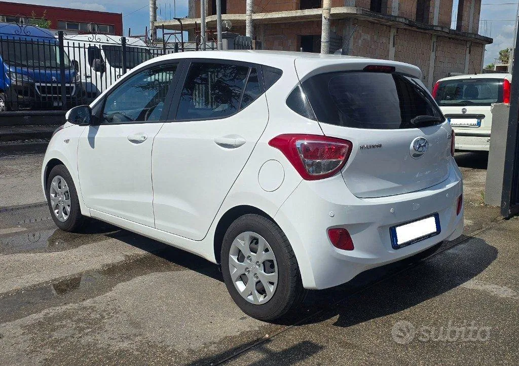 Hyundai I10 2015 photo 3