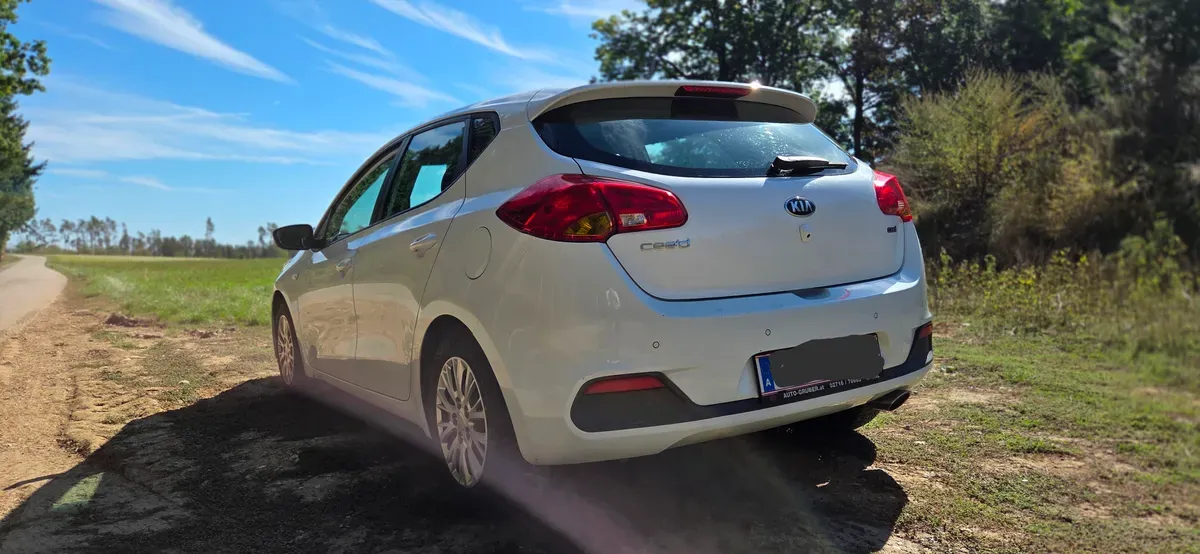Kia Ceed 2014 photo 3