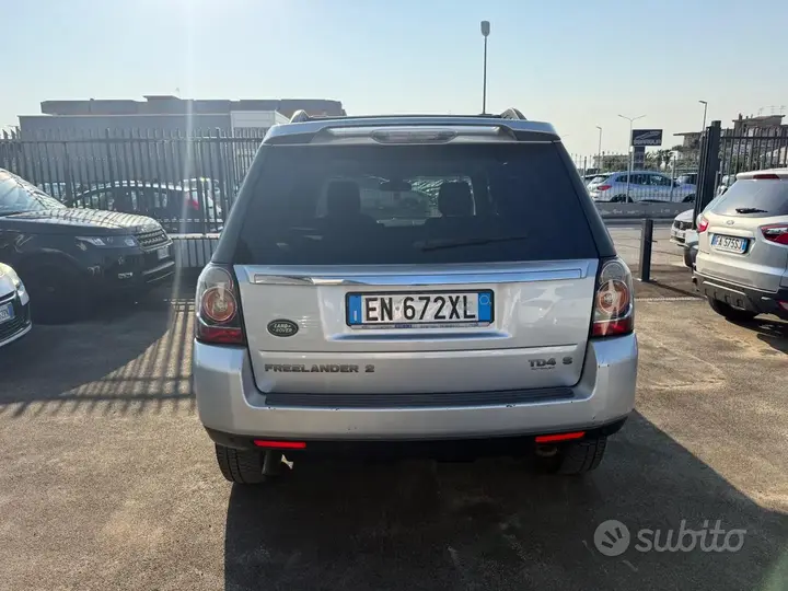 Land Rover Freelander 2013 photo 5