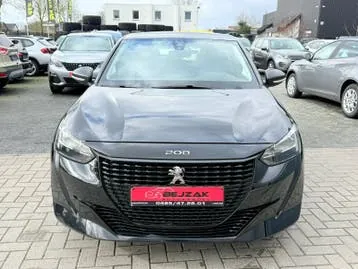 Peugeot 208 2021 photo 2