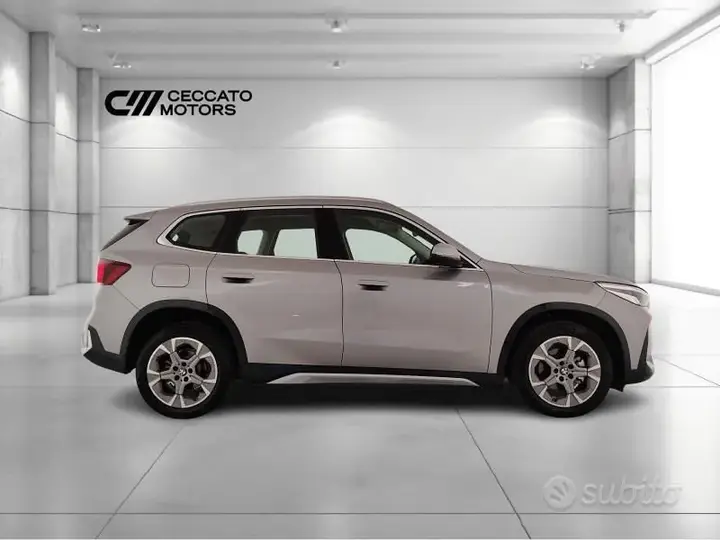 BMW X1 2023 photo 3