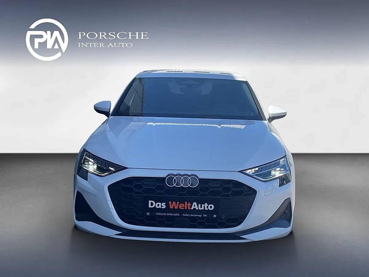 Audi A3 2026 photo 2