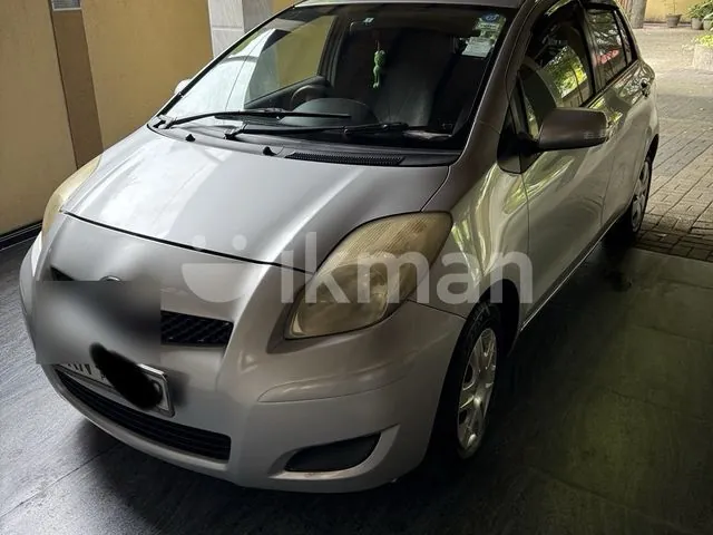 Toyota Vitz 2008 photo 2