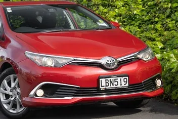 Toyota Corolla 2017 photo 3