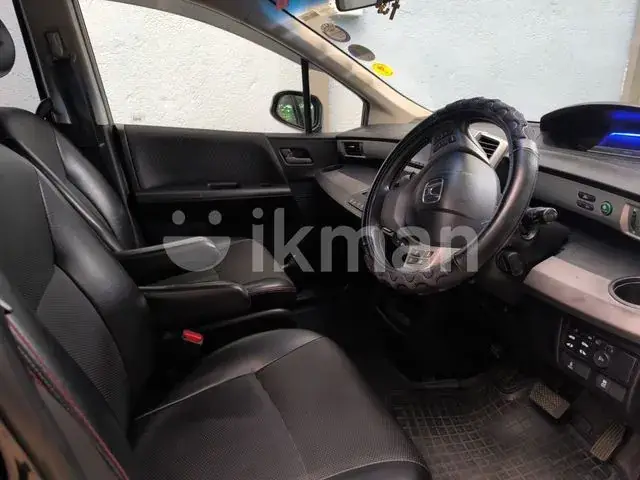 Honda Freed 2013 photo 4