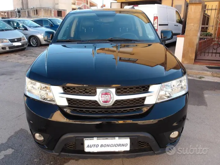 Fiat Freemont 2015 photo 2