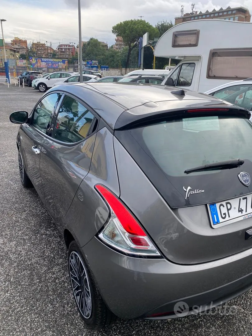Lancia Ypsilon 2023 photo 3
