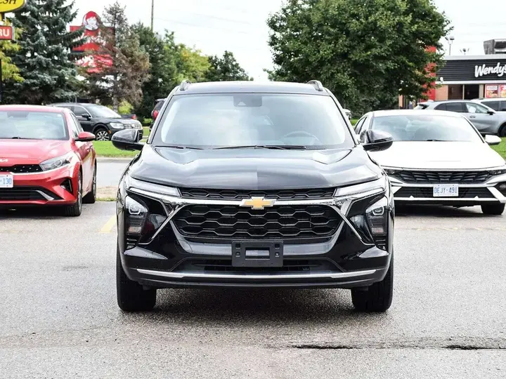 Chevrolet Trax 2026 photo 2