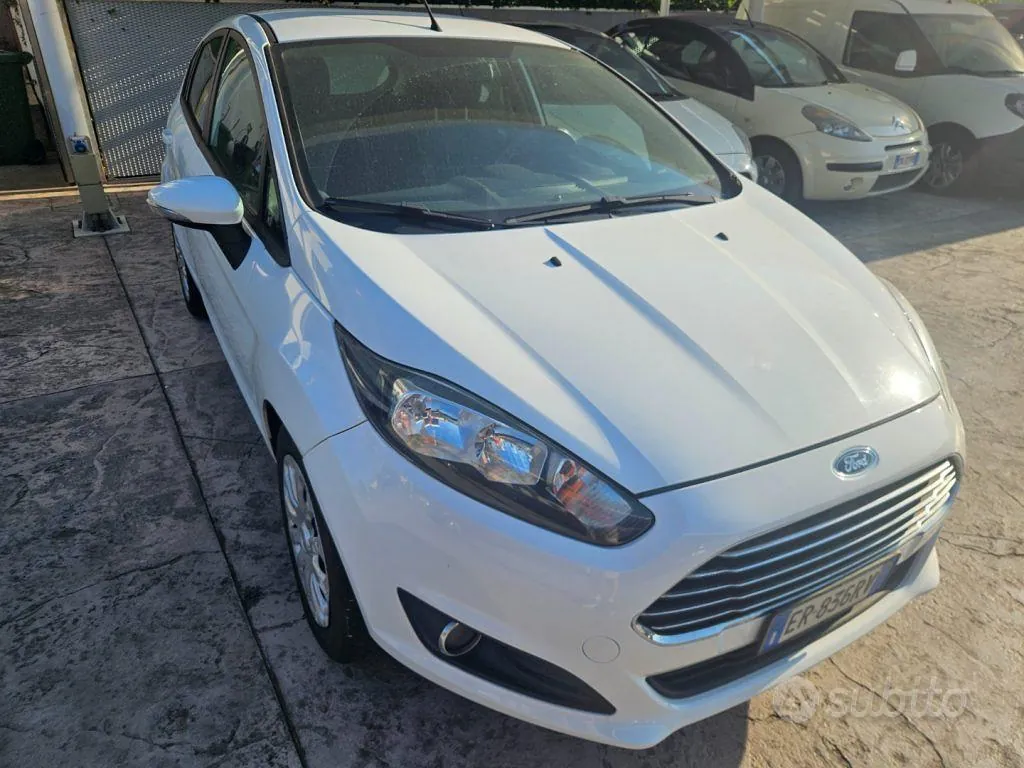 Ford Fiesta 2013 photo 3