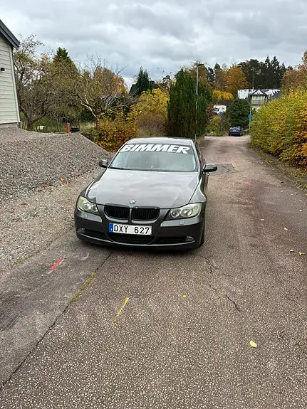 BMW 318I