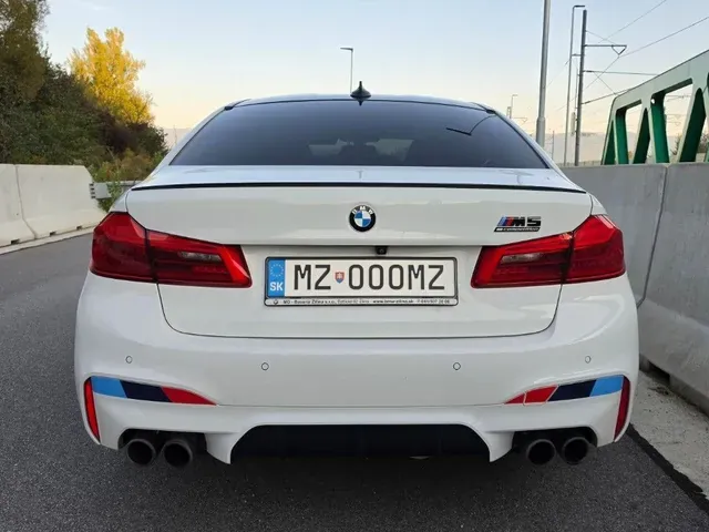 BMW M5 2018 photo 4