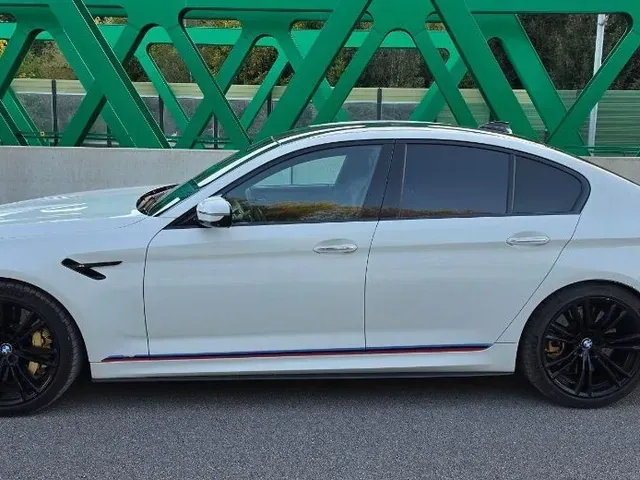 BMW M5