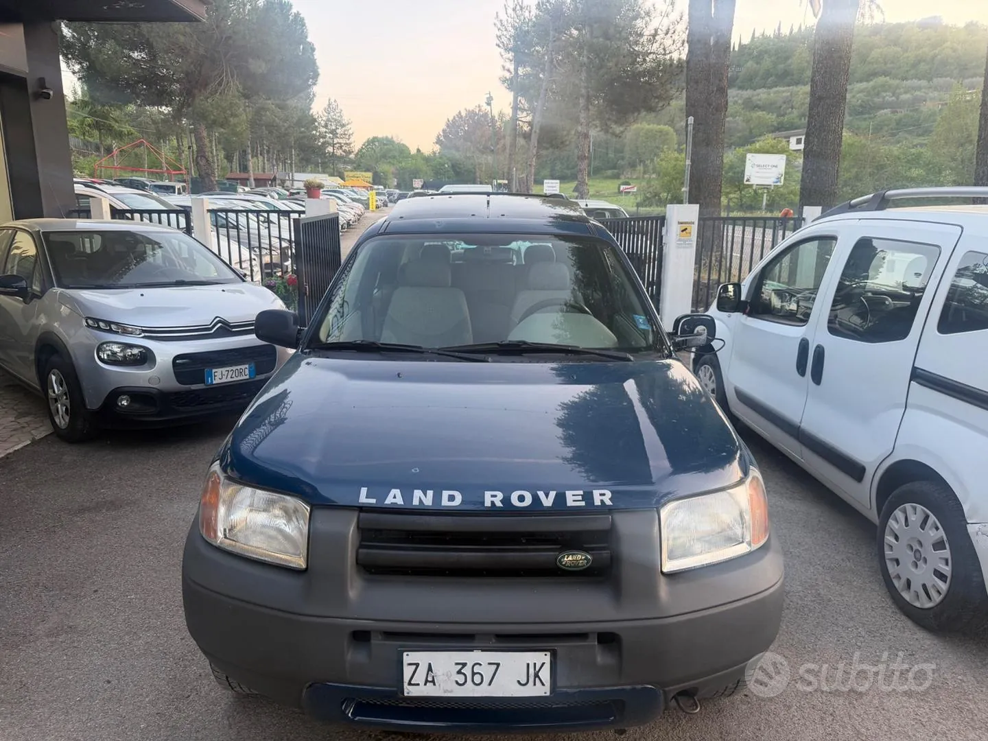 Land Rover Freelander 2000 photo 2