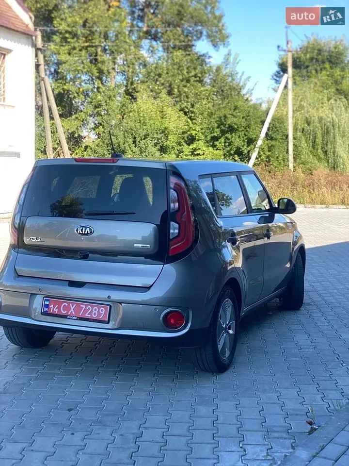 Kia Soul 2018 photo 3