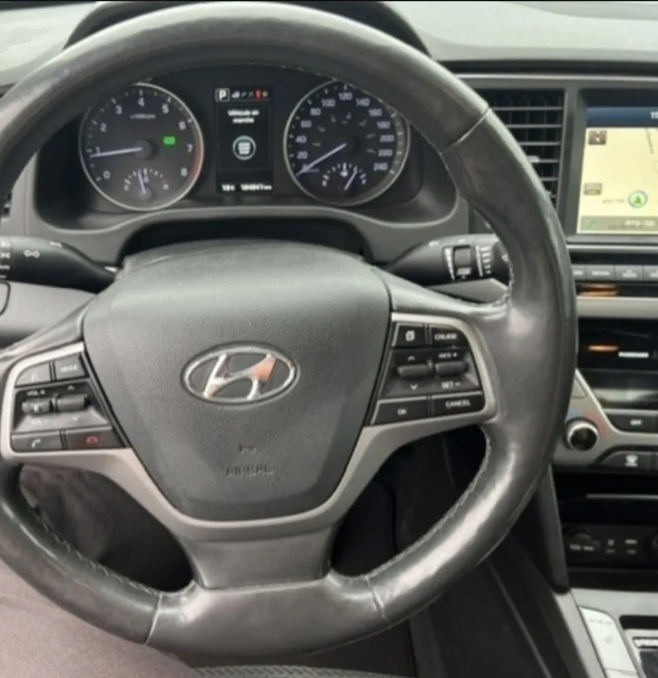 Hyundai Elantra 2017 photo 4