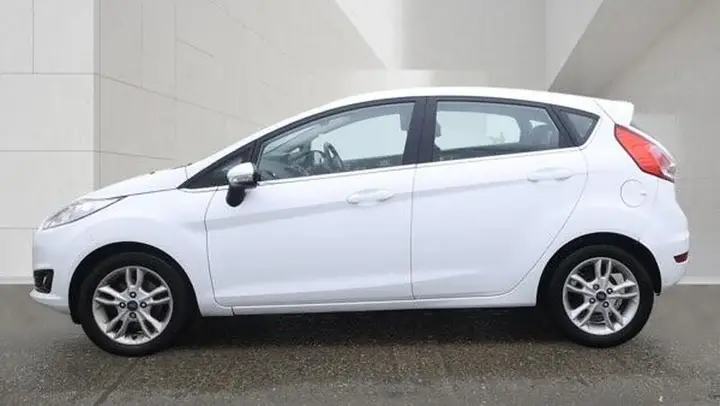 Ford Fiesta 2015 photo 3