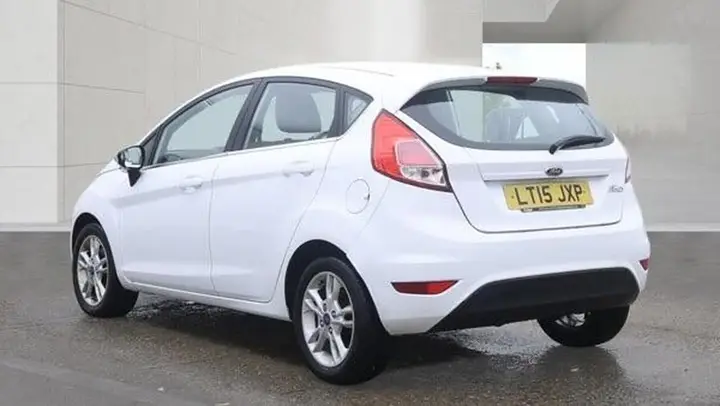 Ford Fiesta 2015 photo 4