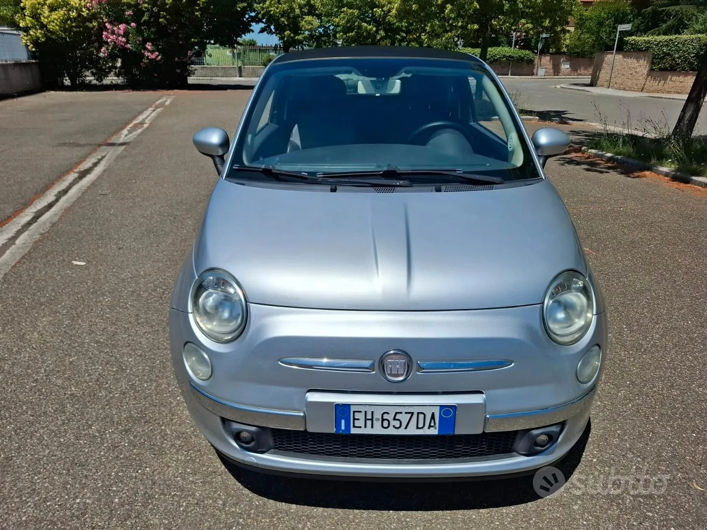 Fiat 500 Cabrio 2011 photo 2