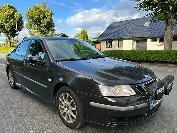 Saab 9-3 2004 photo 2