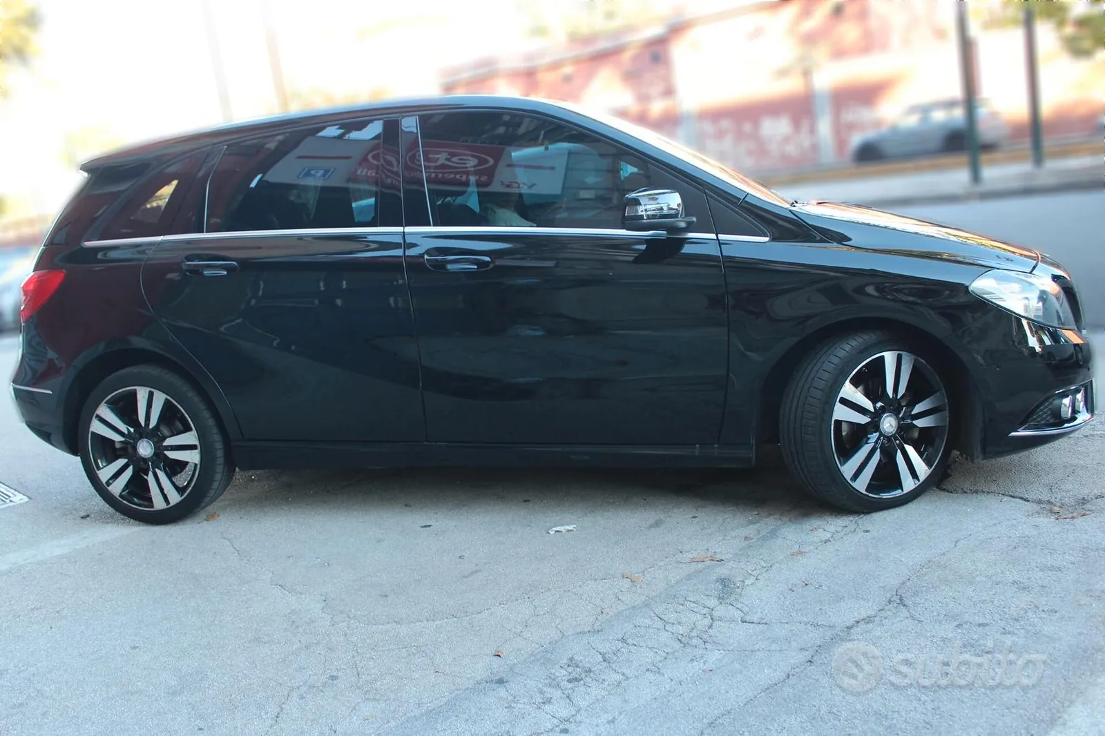 Mercedes-Benz B 180 Cdi 2015 photo 3