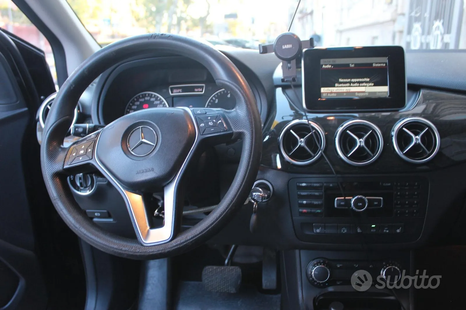 Mercedes-Benz B 180 Cdi 2015 photo 5