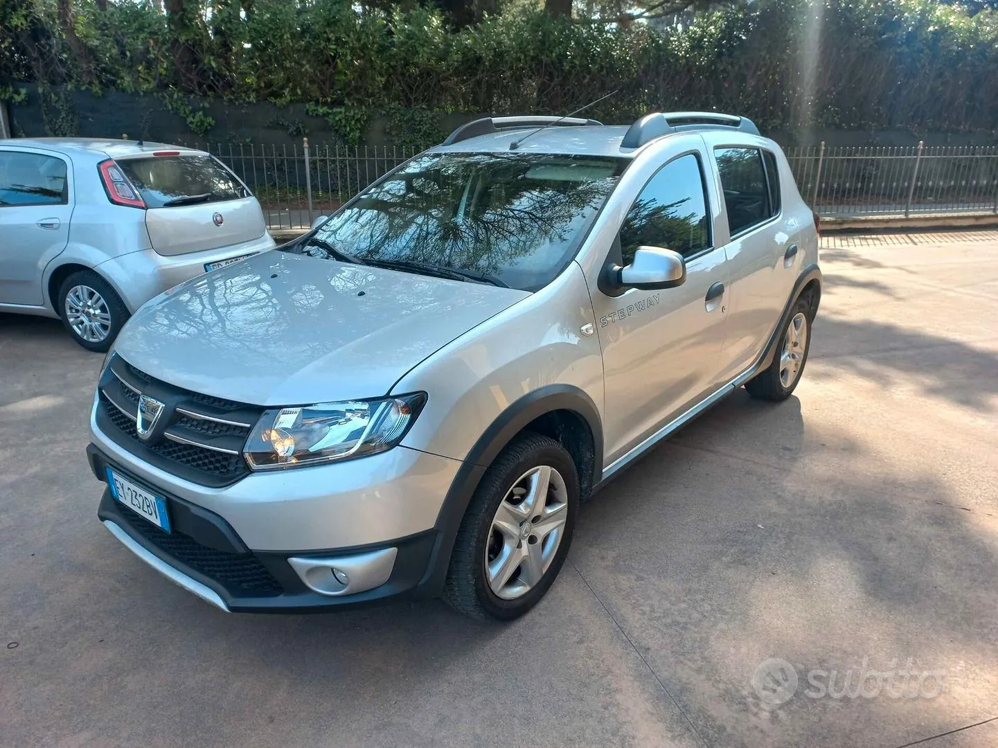 Dacia Sandero 2015 photo 3