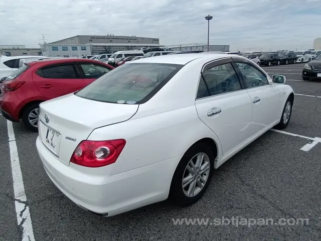 Toyota Mark X 2006 photo 4