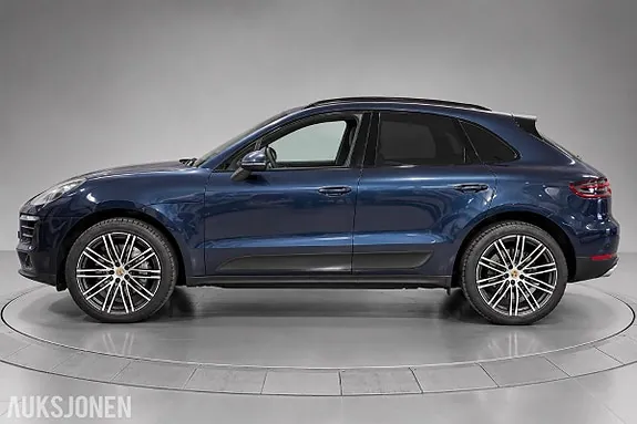 Porsche Macan 2015 photo 2