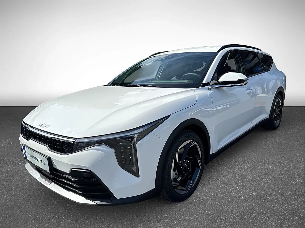 Kia K4 photo 2