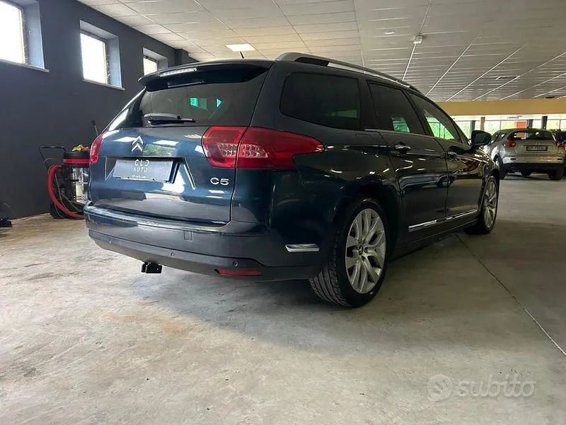 Citroen C5 2011 photo 4