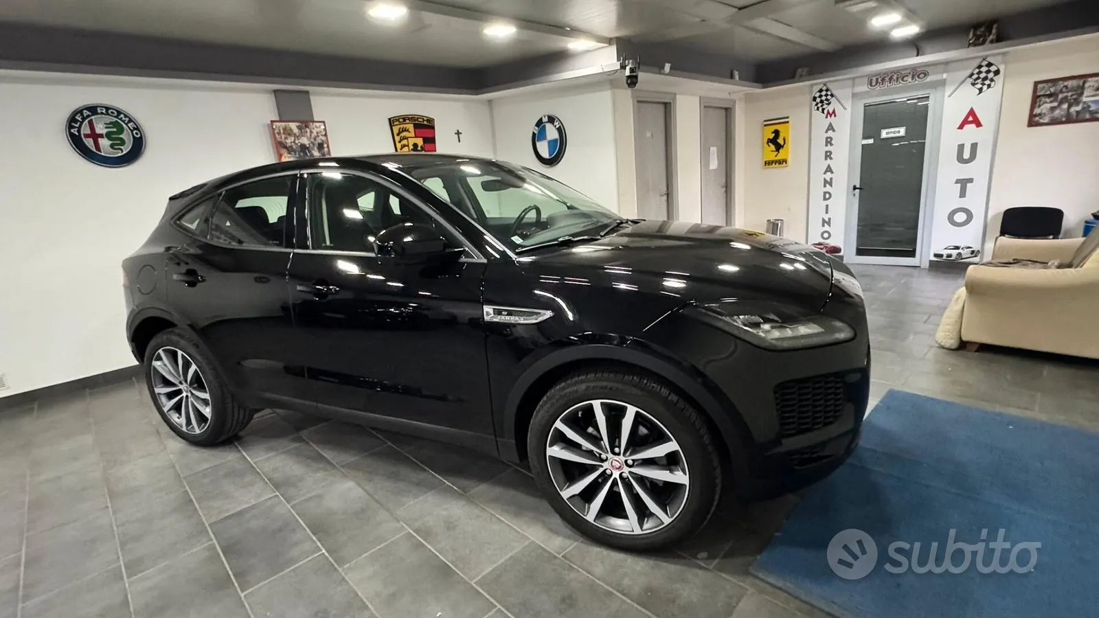 Jaguar E-Pace 2020 photo 2