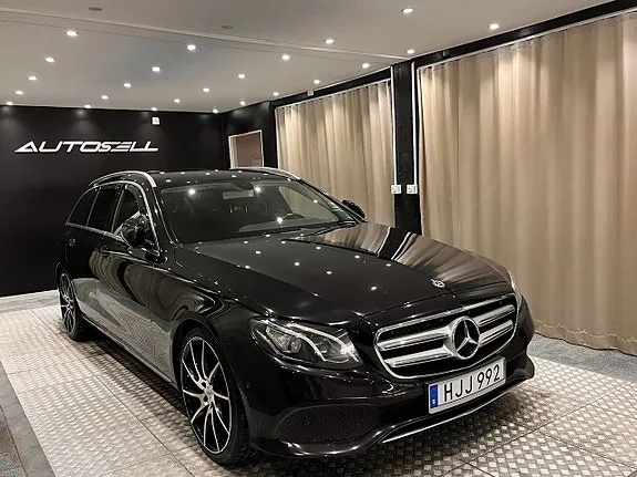 Mercedes-Benz E220 2018 photo 3