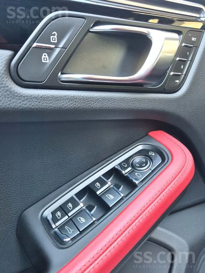 Porsche Macan 2024 photo 5