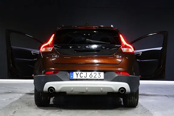 Volvo V40 Cross Country 2016 photo 5