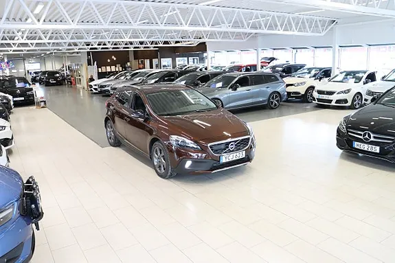 Volvo V40 Cross Country 2016 photo 3
