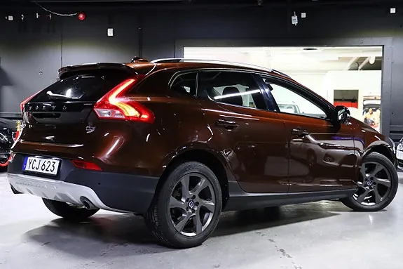 Volvo V40 Cross Country 2016 photo 4