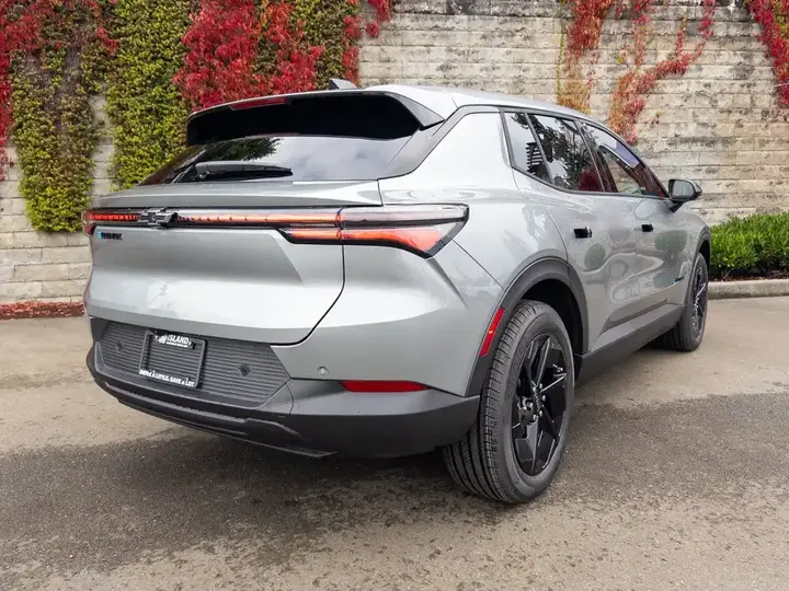 Chevrolet Equinox 2027 photo 5