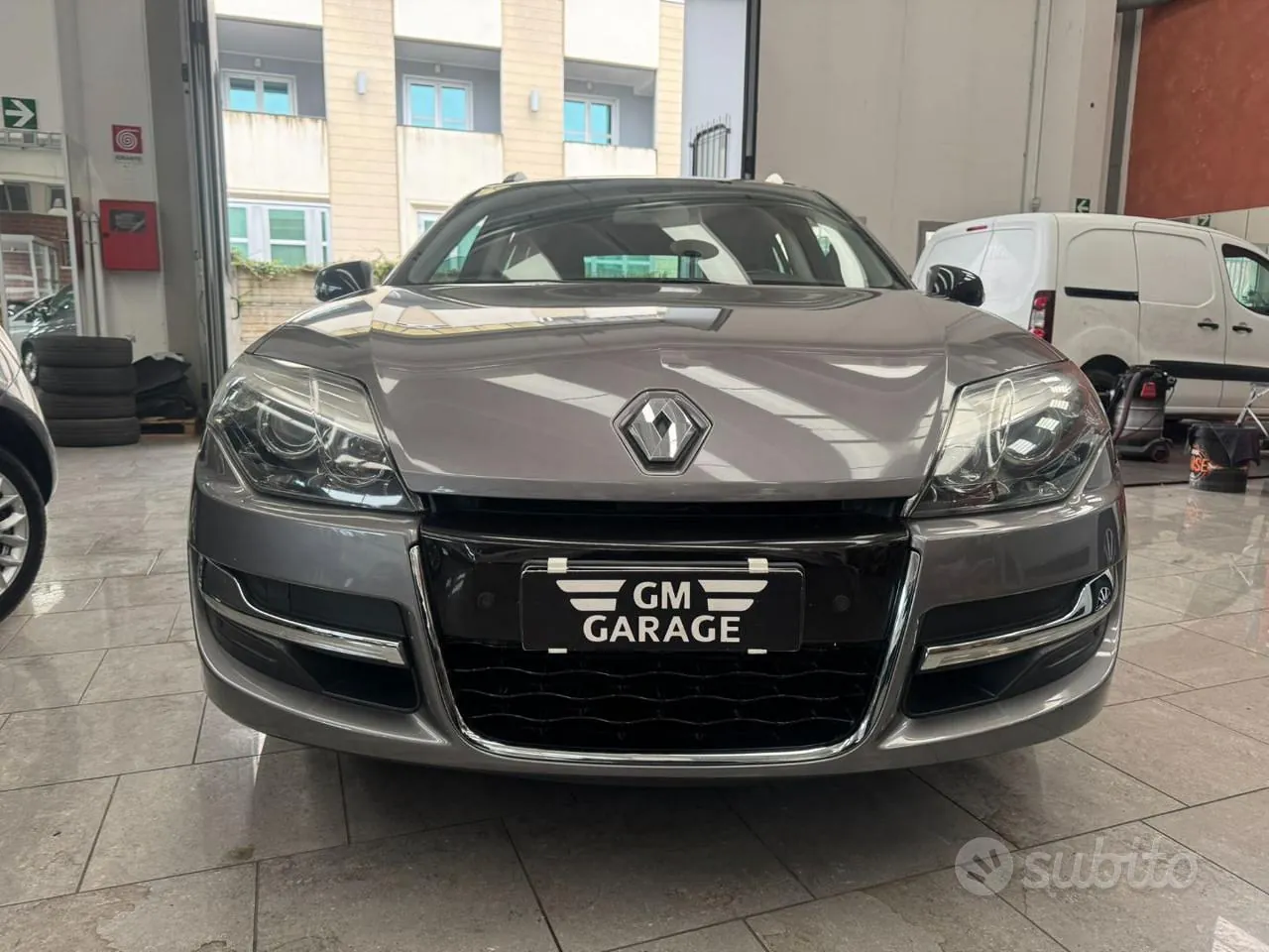 Renault Laguna 2015 photo 3