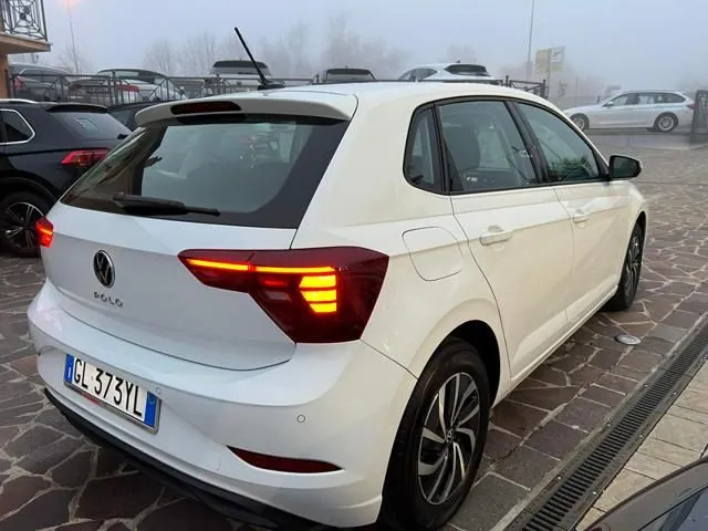 Volkswagen Polo 2023 photo 3