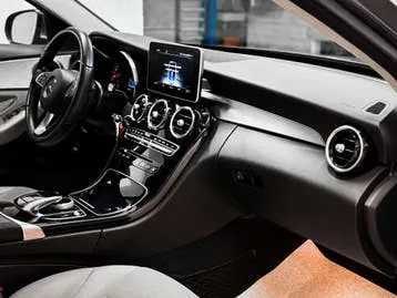 Mercedes-Benz C-Class 2017 photo 3