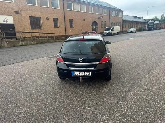 Opel Astra 2007 photo 2