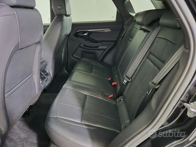 Land Rover Range Rover Evoque 2022 photo 5