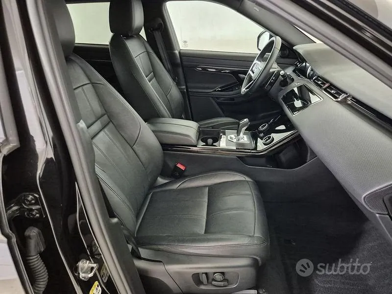 Land Rover Range Rover Evoque 2022 photo 3