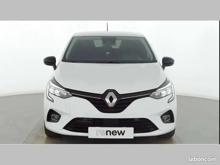 Renault Clio 2023 photo 2