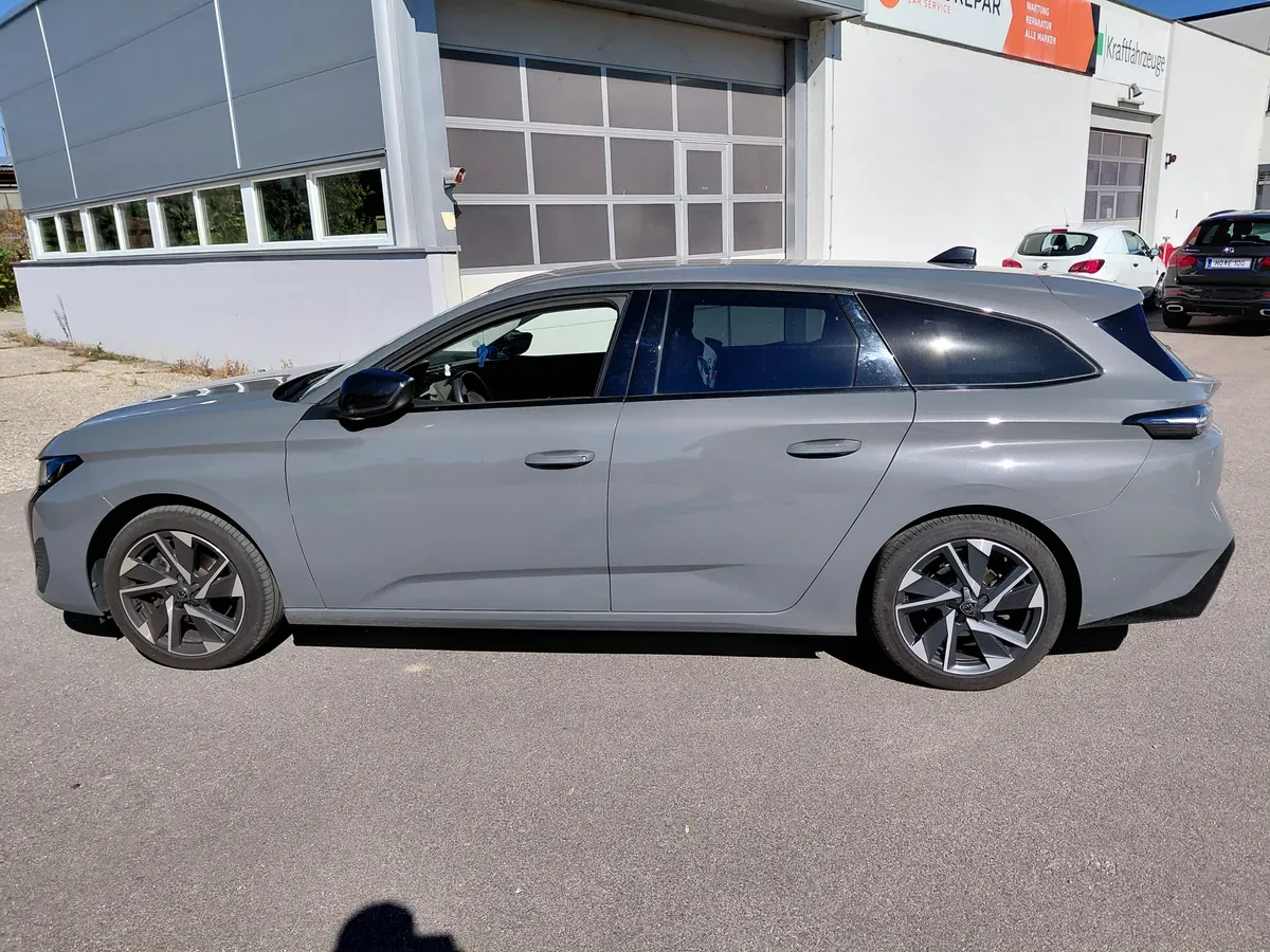 Peugeot 308 2024 photo 2
