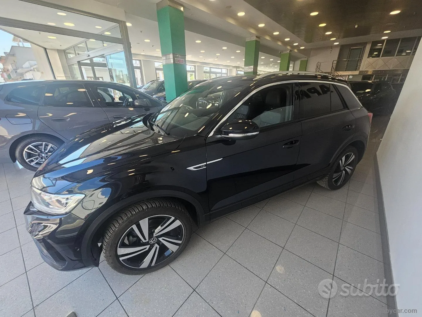 Volkswagen T-Roc 2023 photo 4