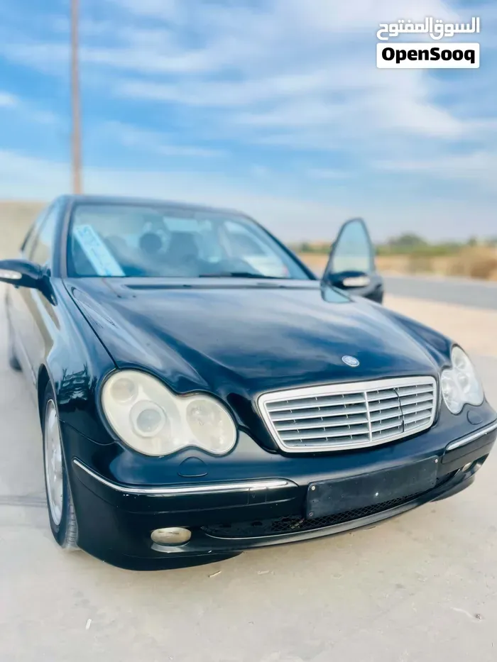 Mercedes-Benz C-Class 2003 photo 3