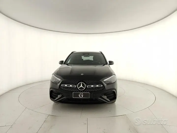 Mercedes-Benz Gla 2024 photo 2